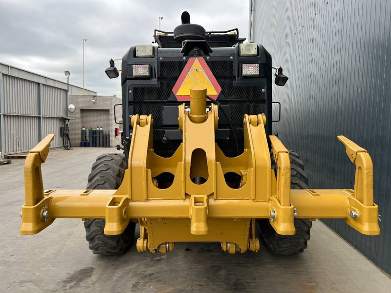 Cat 140M2 AWD - Grader: picture 4 Cat 140M2 AWD - Grader: picture 4