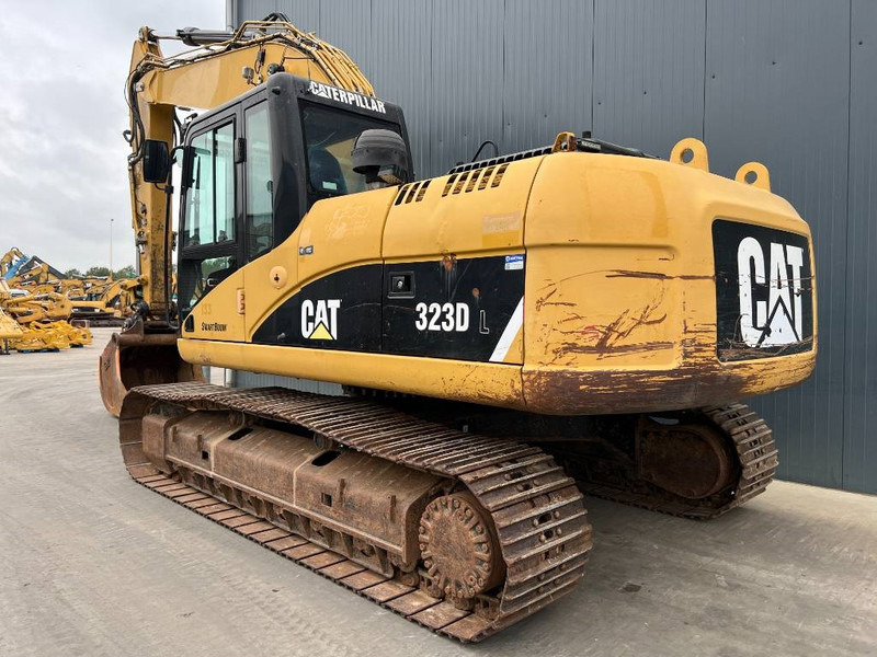 Cat 323D L - Crawler excavator: picture 3 Cat 323D L - Crawler excavator: picture 3