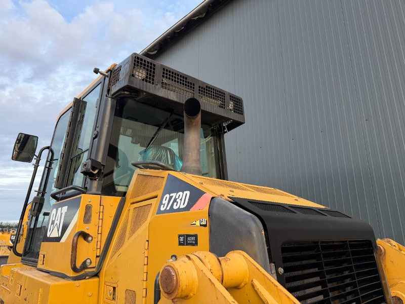Crawler loader Cat 973D: picture 5