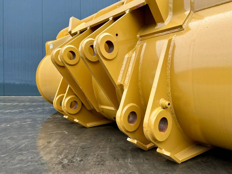 Cat 980H incl. cutting edge + side protectors - Bucket for Construction machinery: picture 5 Cat 980H incl. cutting edge + side protectors - Bucket for Construction machinery: picture 5