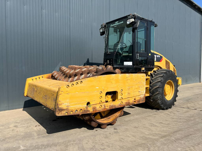 Cat CP76 - Roller: picture 1 Cat CP76 - Roller: picture 1