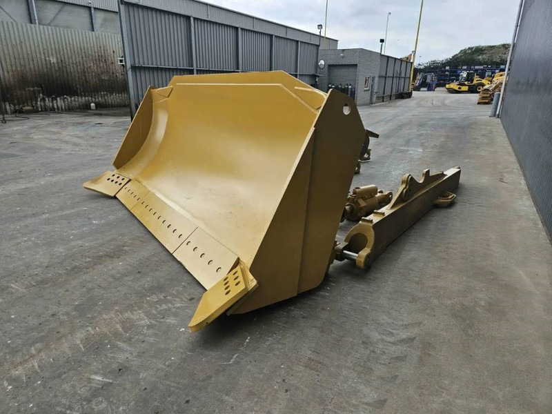 Cat D8N SU - Blade for Construction machinery: picture 4 Cat D8N SU - Blade for Construction machinery: picture 4