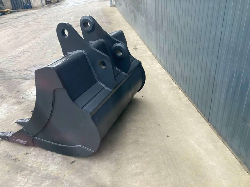 Doosan DX180 - Bucket for Construction machinery: picture 4 Doosan DX180 - Bucket for Construction machinery: picture 4