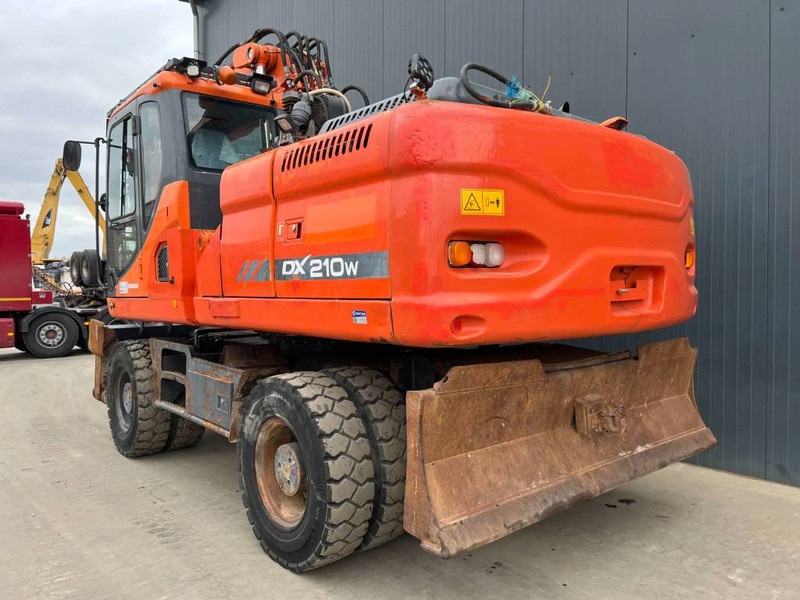 Doosan DX210W - Wheel excavator: picture 2 Doosan DX210W - Wheel excavator: picture 2