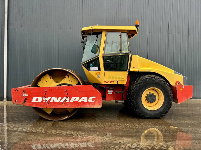 Dynapac CA302D - Roller: picture 3 Dynapac CA302D - Roller: picture 3