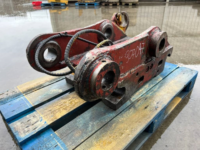 Engcon S70 - 323D - Quick coupler for Construction machinery: picture 5 Engcon S70 - 323D - Quick coupler for Construction machinery: picture 5