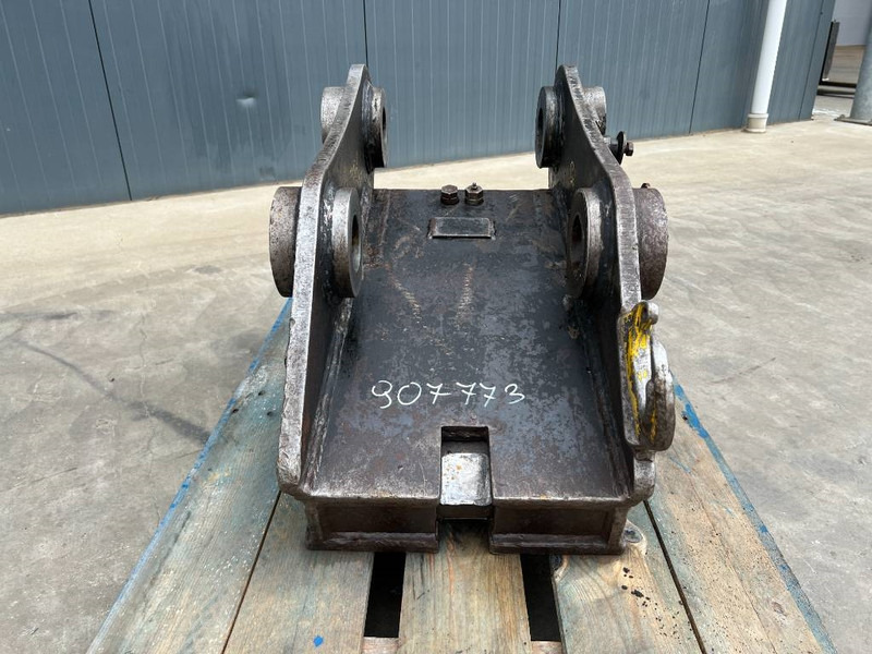 Gjerstad Volvo S1 - 320D - Quick coupler for Construction machinery: picture 2 Gjerstad Volvo S1 - 320D - Quick coupler for Construction machinery: picture 2