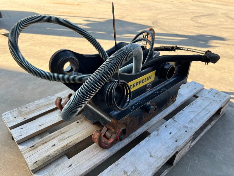 OilQuick OQ65 - 311F / 313F / 315F - Quick coupler for Construction machinery: picture 4 OilQuick OQ65 - 311F / 313F / 315F - Quick coupler for Construction machinery: picture 4