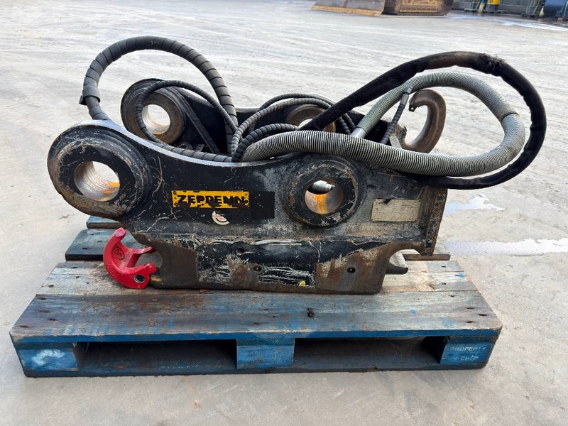 OilQuick OQ80 - 336F - Quick coupler for Construction machinery: picture 4 OilQuick OQ80 - 336F - Quick coupler for Construction machinery: picture 4