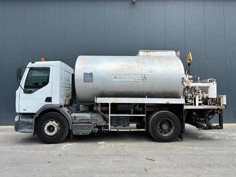 Renault Rincheval 9.000 Liter - Asphalt distributor: picture 3 Renault Rincheval 9.000 Liter - Asphalt distributor: picture 3