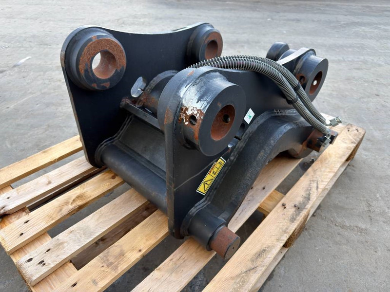 Verachtert CW20 - M312 / M315D / M315F / M316C / M316D / M316 - Quick coupler for Construction machinery: picture 5 Verachtert CW20 - M312 / M315D / M315F / M316C / M316D / M316 - Quick coupler for Construction machinery: picture 5