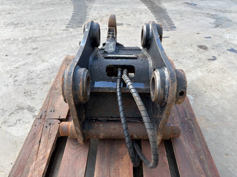 Verachtert CW20S - 312 / 311F / 313F / 315F - Quick coupler for Construction machinery: picture 5 Verachtert CW20S - 312 / 311F / 313F / 315F - Quick coupler for Construction machinery: picture 5