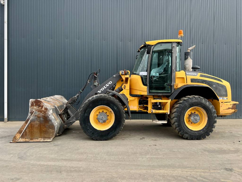 Volvo L50F - Wheel loader: picture 2 Volvo L50F - Wheel loader: picture 2