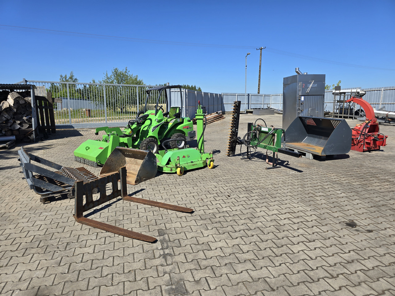 AVANT 423 - Skid steer loader: picture 2 AVANT 423 - Skid steer loader: picture 2