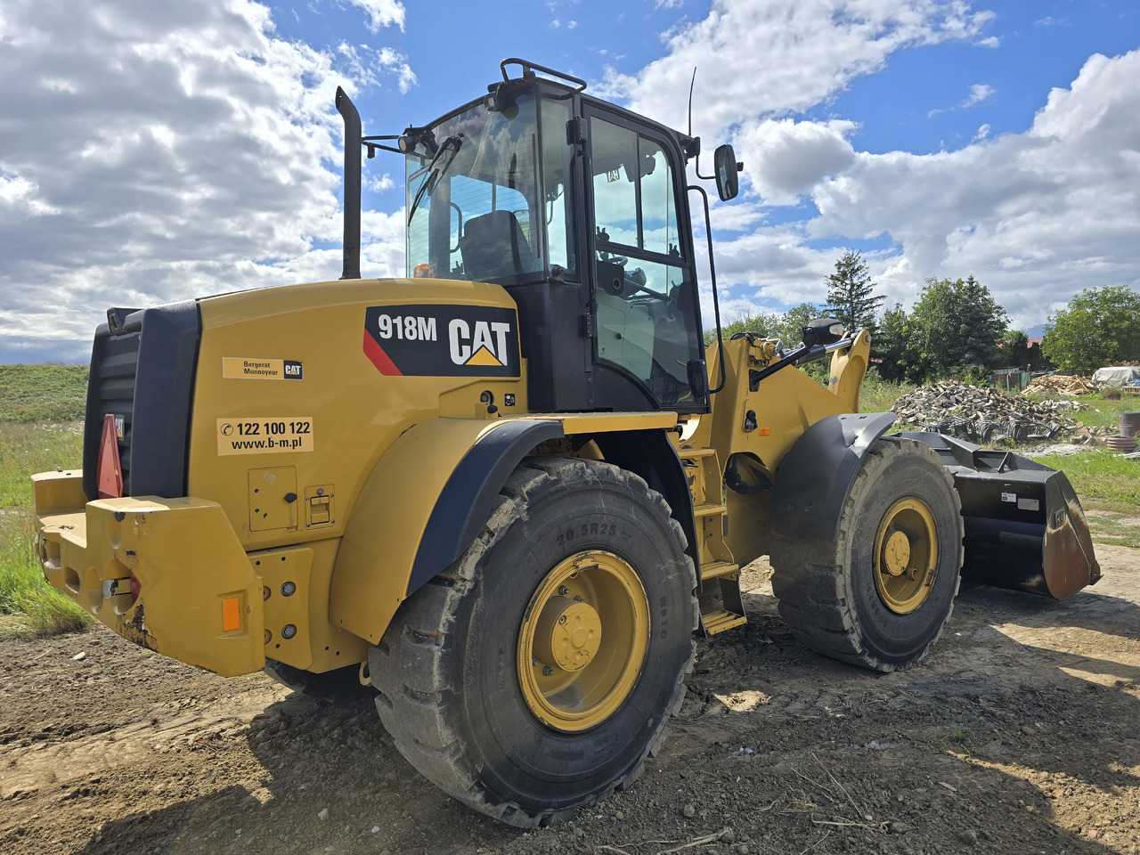 CATERPILLAR 918 M - Wheel loader: picture 1 CATERPILLAR 918 M - Wheel loader: picture 1