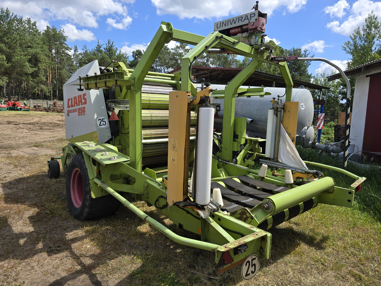 CLAAS ROLLANT 250 Roto Cut - Round baler: picture 3 CLAAS ROLLANT 250 Roto Cut - Round baler: picture 3