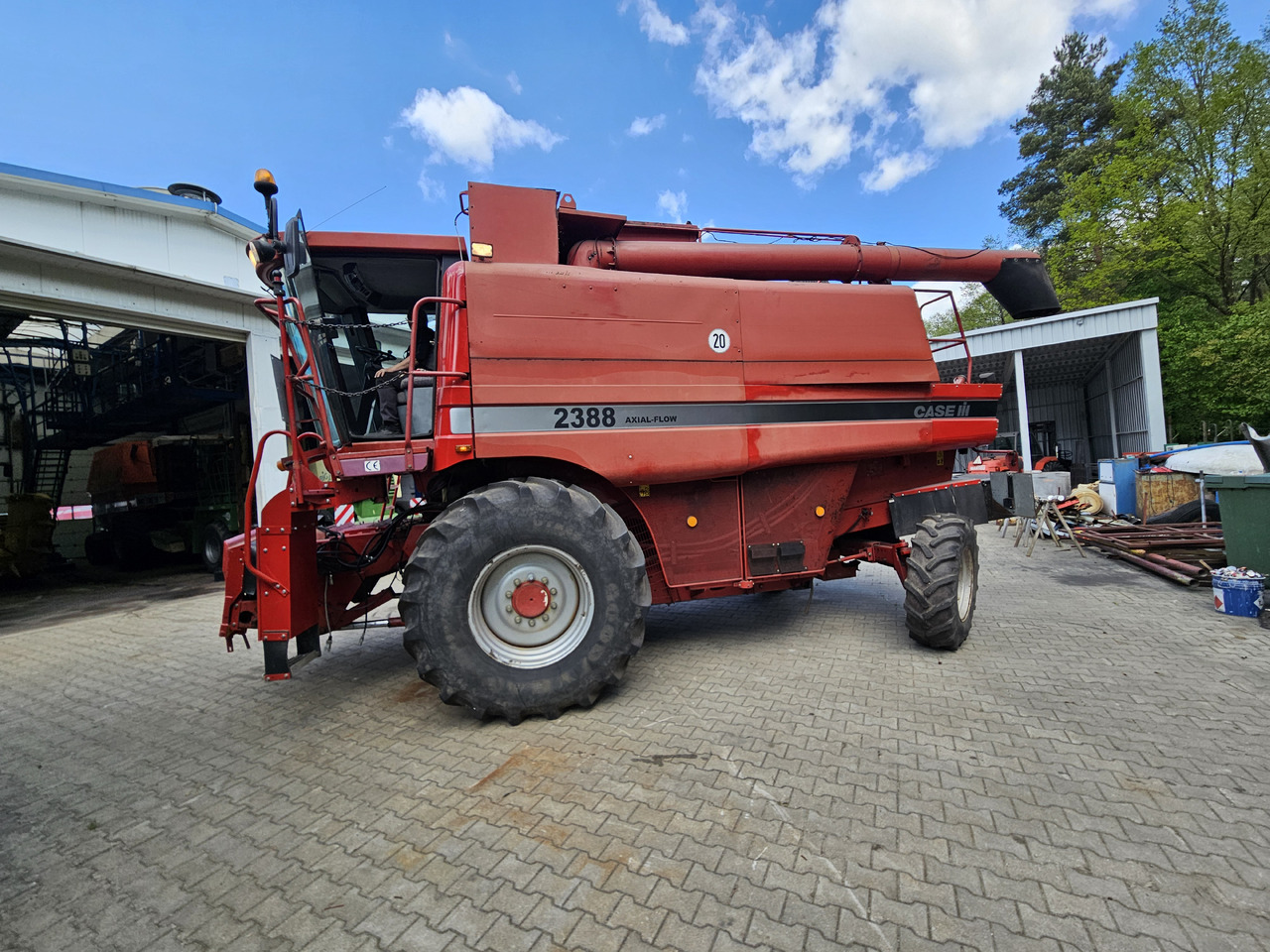 Case 2388 - Combine harvester: picture 1 Case 2388 - Combine harvester: picture 1