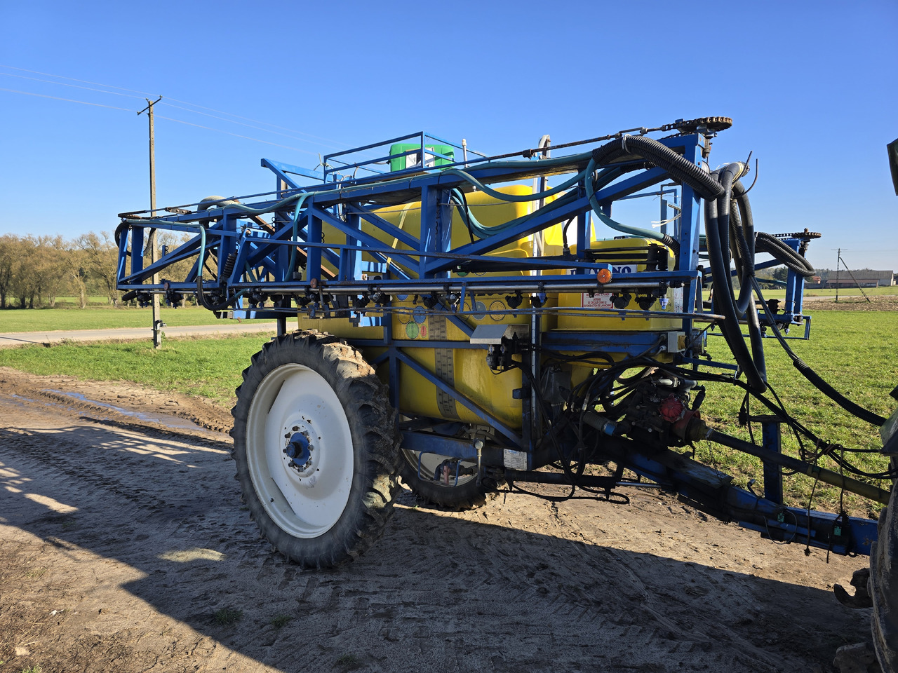 DELVANO TRE 2500 - Sprayer: picture 1 DELVANO TRE 2500 - Sprayer: picture 1