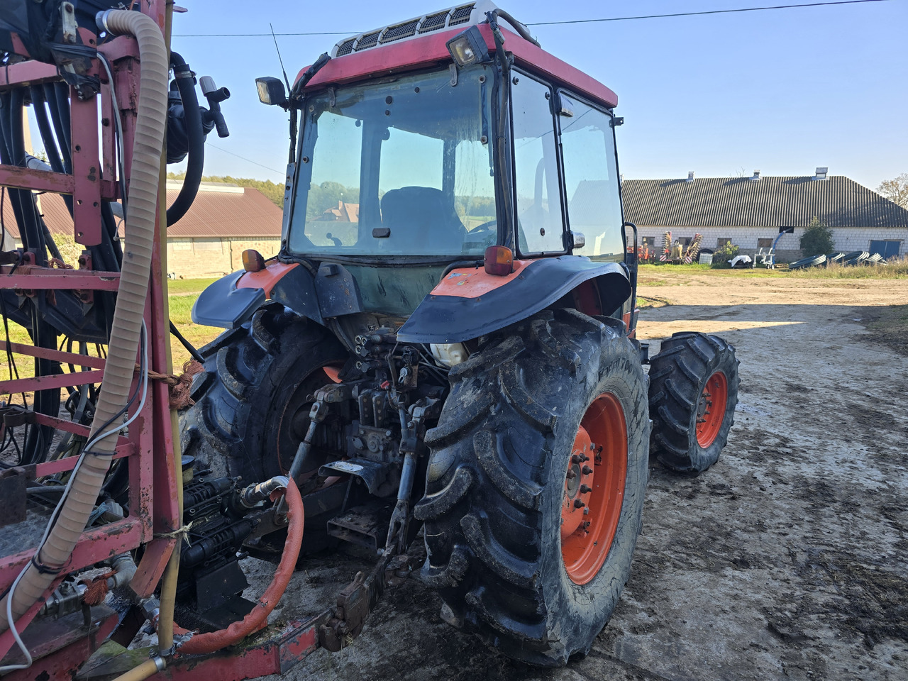 KUBOTA ME9000 - Farm tractor: picture 4 KUBOTA ME9000 - Farm tractor: picture 4