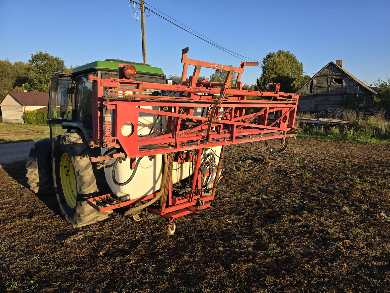 Opryskiwacz zawieszany 1000 l /12 m - Sprayer: picture 4 Opryskiwacz zawieszany 1000 l /12 m - Sprayer: picture 4