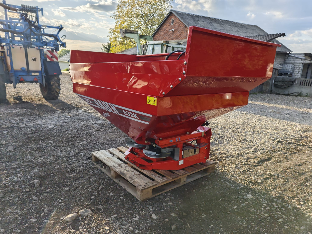 RAUCH MDS 932K select 1700 L - Fertilizer spreader: picture 5 RAUCH MDS 932K select 1700 L - Fertilizer spreader: picture 5