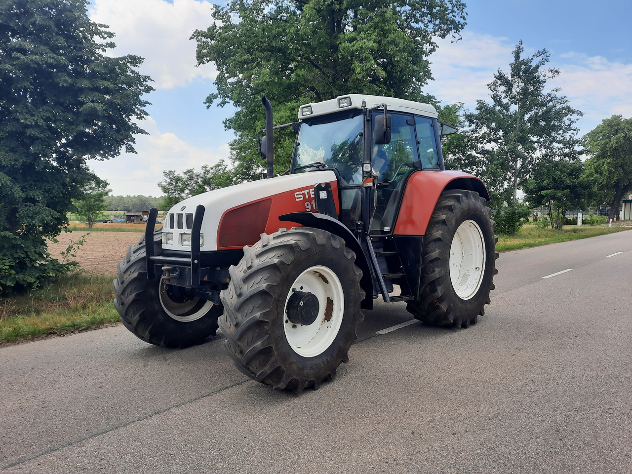 STEYR 9145 - Farm tractor: picture 1 STEYR 9145 - Farm tractor: picture 1