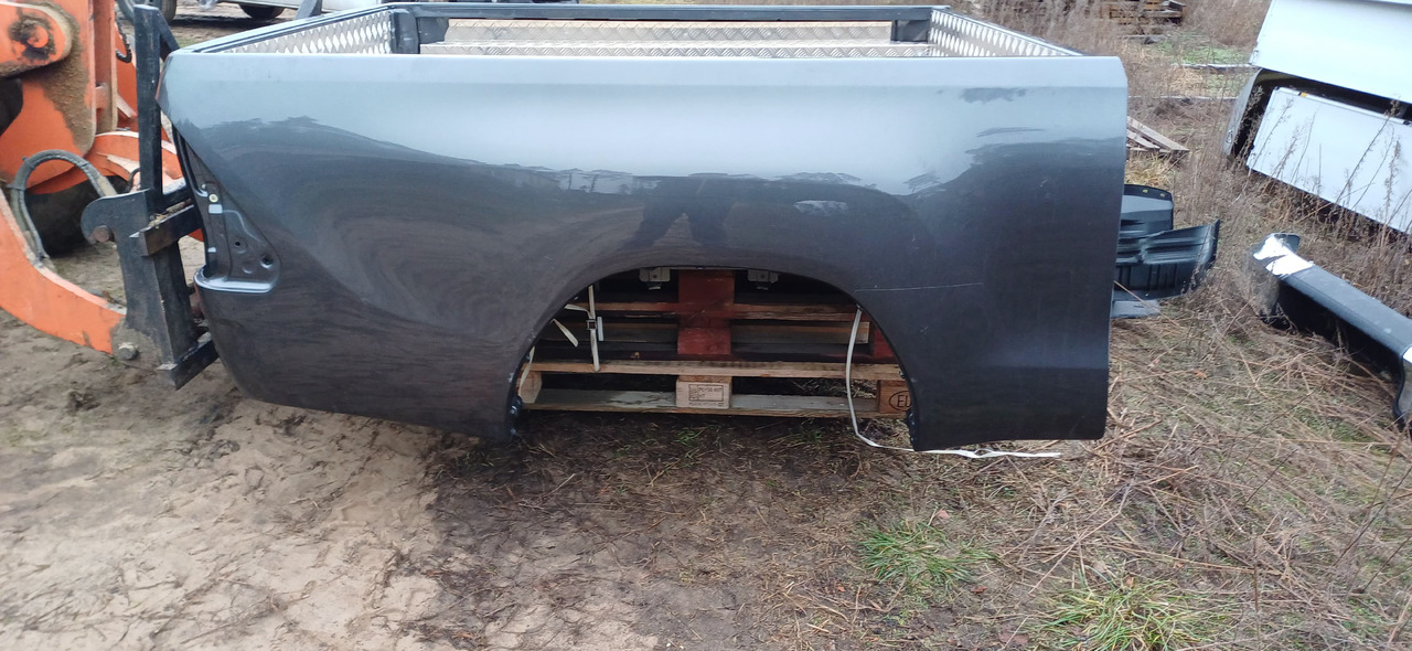 TOYOTA HILUX Extracab (2023 r.) NOWA paka skrzynia - Body and exterior for Car: picture 5 TOYOTA HILUX Extracab (2023 r.) NOWA paka skrzynia - Body and exterior for Car: picture 5