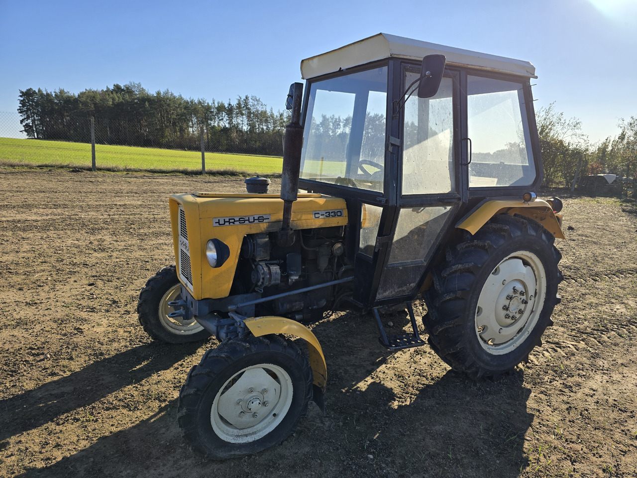 Ursus C-330 - Farm tractor: picture 1 Ursus C-330 - Farm tractor: picture 1