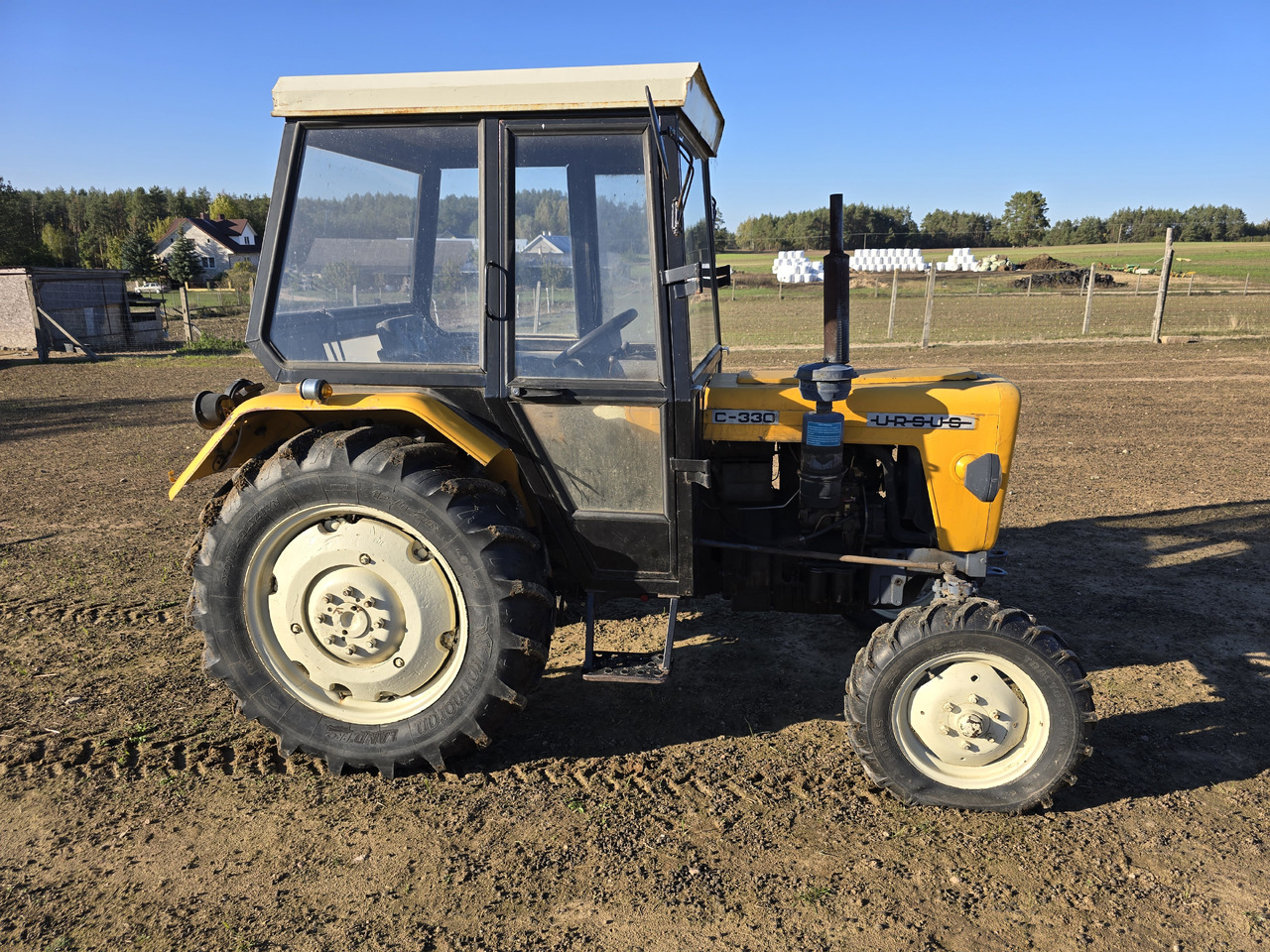 Ursus C-330 - Farm tractor: picture 3 Ursus C-330 - Farm tractor: picture 3