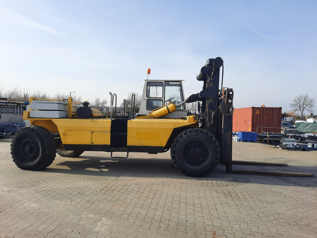 Valmet TD2712 - A25036 - Container handler: picture 4 Valmet TD2712 - A25036 - Container handler: picture 4