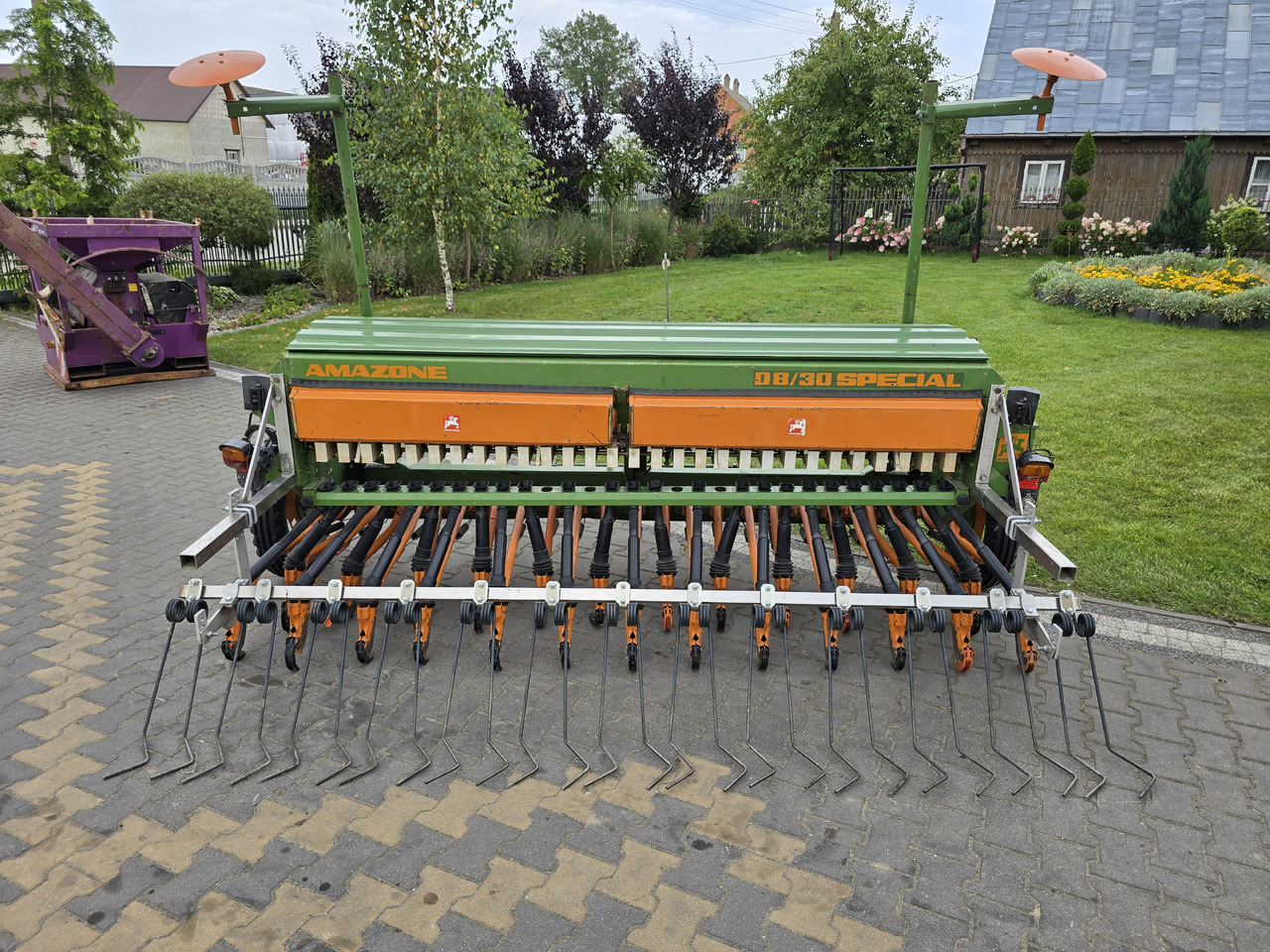 Amazone D8/30 SPECIAL - Sowing equipment: picture 3 Amazone D8/30 SPECIAL - Sowing equipment: picture 3