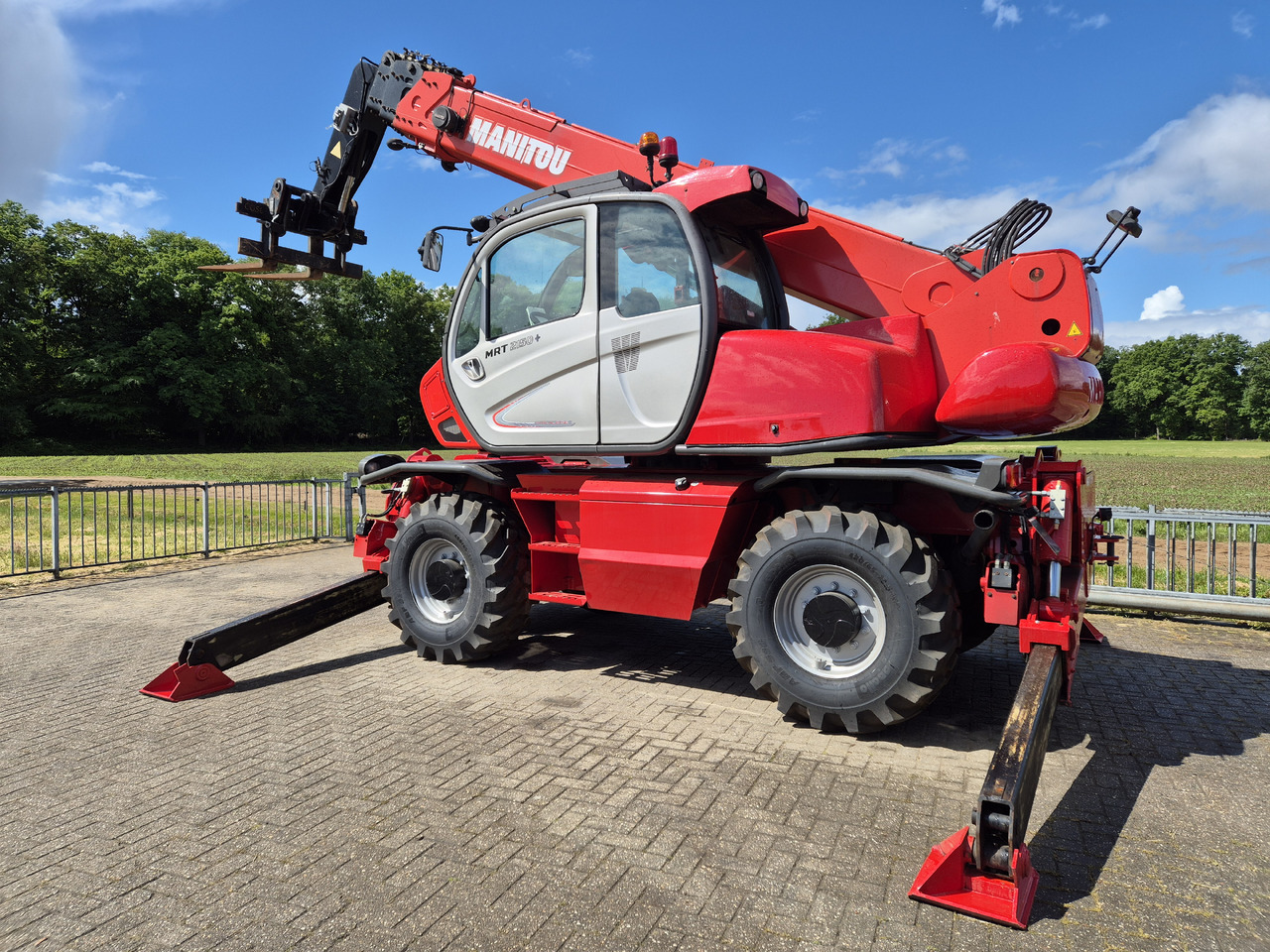 Manitou MRT 2150 plus privilege - Telescopic handler: picture 5 Manitou MRT 2150 plus privilege - Telescopic handler: picture 5