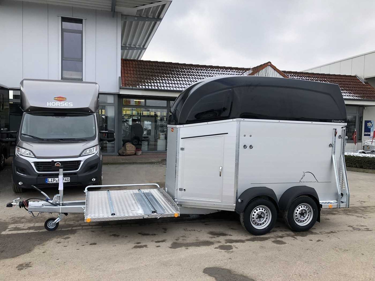 BOECKMANN Champion C Kutsche SK Pferdeanhänger - Horse trailer: picture 1 BOECKMANN Champion C Kutsche SK Pferdeanhänger - Horse trailer: picture 1