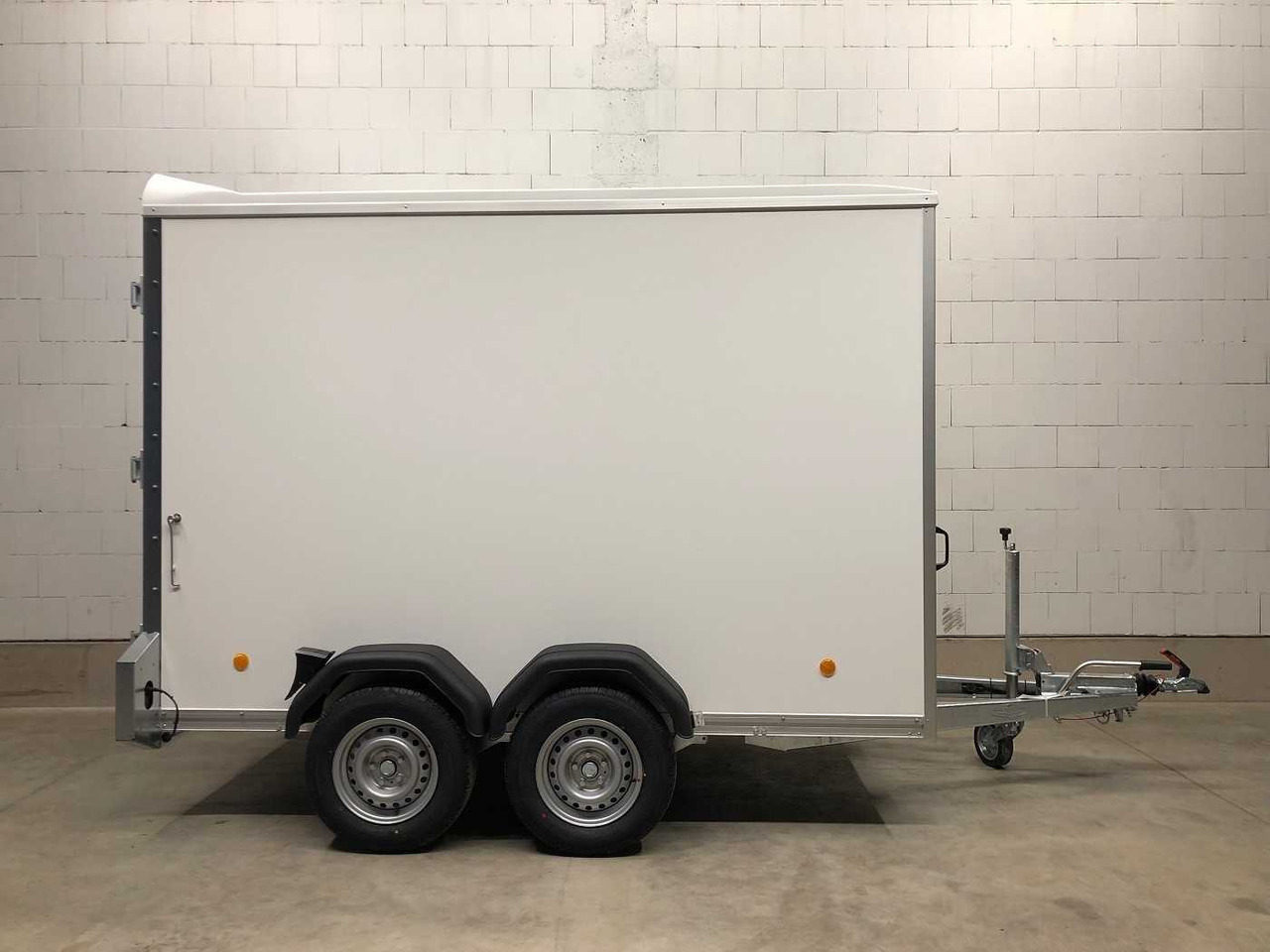 BOECKMANN KT 3015/27 H F Kofferanhänger - Closed box trailer: picture 1 BOECKMANN KT 3015/27 H F Kofferanhänger - Closed box trailer: picture 1