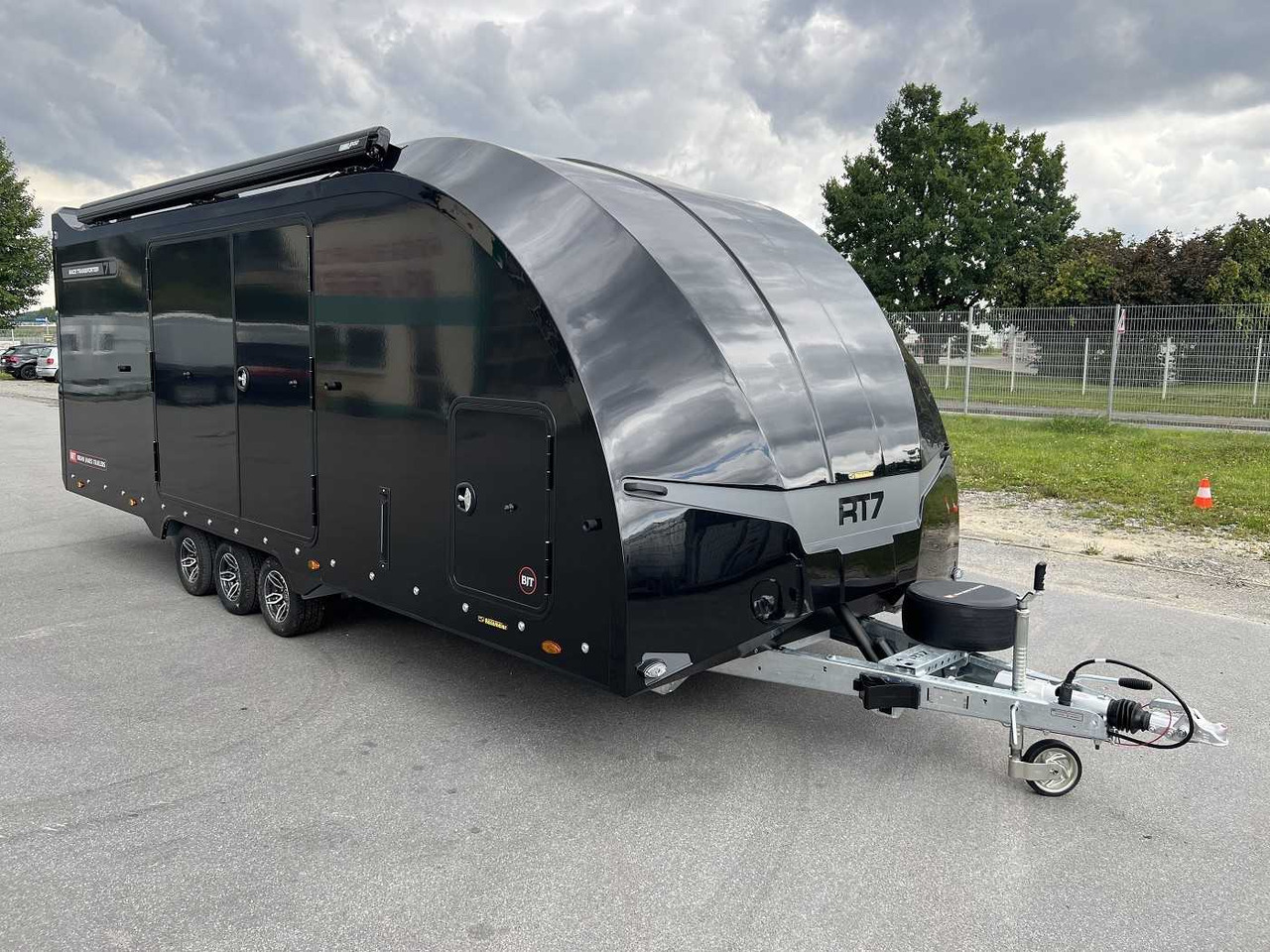 BRIAN_JAMES Race Transporter 7 Autotransporter geschlossen - Autotransporter trailer: picture 1 BRIAN_JAMES Race Transporter 7 Autotransporter geschlossen - Autotransporter trailer: picture 1