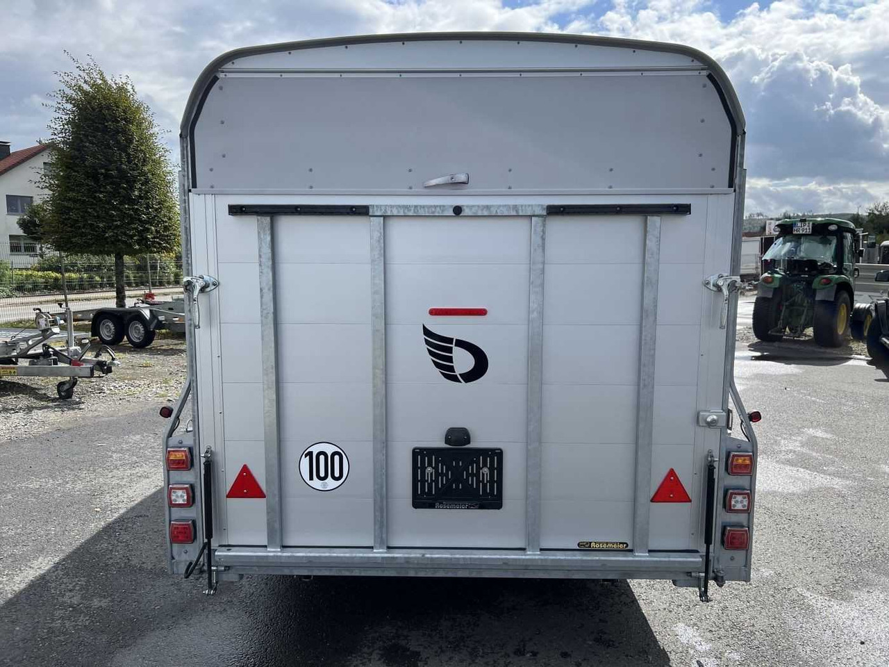 CHEVAL LIBERTE DEBON C1000 Roadster ALF Autotransporter geschlossen - Autotransporter trailer: picture 4 CHEVAL LIBERTE DEBON C1000 Roadster ALF Autotransporter geschlossen - Autotransporter trailer: picture 4