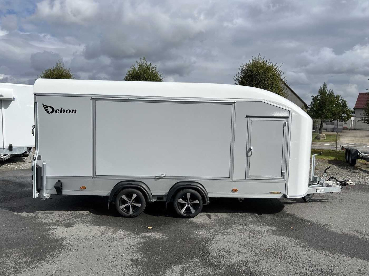 CHEVAL LIBERTE DEBON C1000 Roadster ALF Autotransporter geschlossen - Autotransporter trailer: picture 2 CHEVAL LIBERTE DEBON C1000 Roadster ALF Autotransporter geschlossen - Autotransporter trailer: picture 2