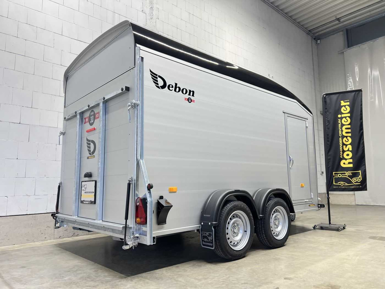 CHEVAL LIBERTE DEBON C700 Roadster Kofferanhänger - Closed box trailer: picture 5 CHEVAL LIBERTE DEBON C700 Roadster Kofferanhänger - Closed box trailer: picture 5