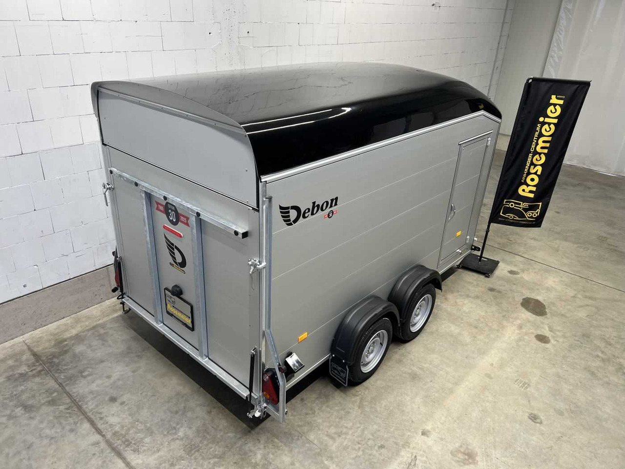 CHEVAL LIBERTE DEBON C700 Roadster Kofferanhänger - Closed box trailer: picture 4 CHEVAL LIBERTE DEBON C700 Roadster Kofferanhänger - Closed box trailer: picture 4