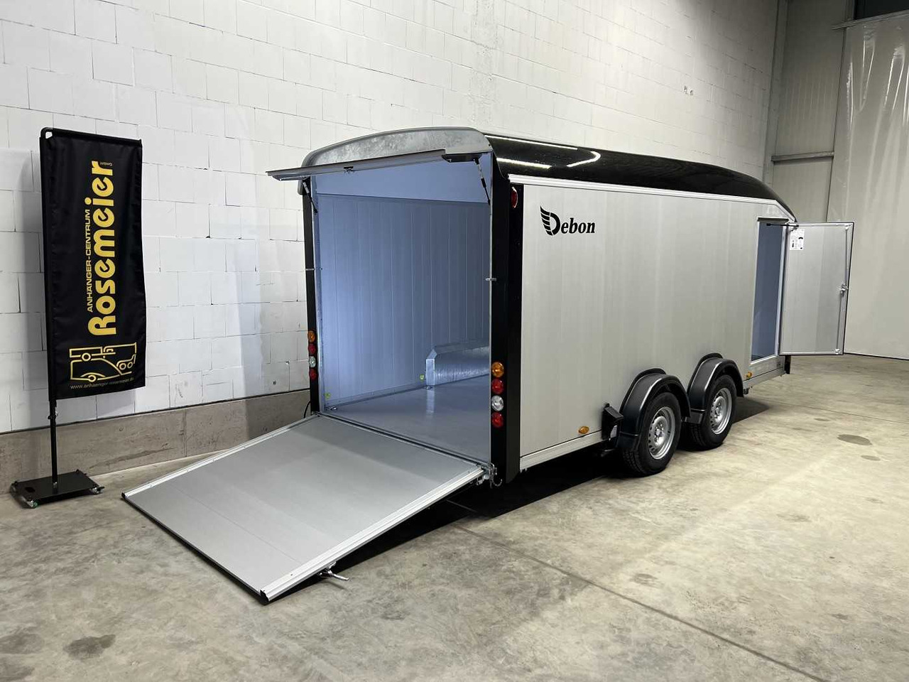 CHEVAL LIBERTE DEBON C900 Roadster Kofferanhänger - Closed box trailer: picture 3 CHEVAL LIBERTE DEBON C900 Roadster Kofferanhänger - Closed box trailer: picture 3