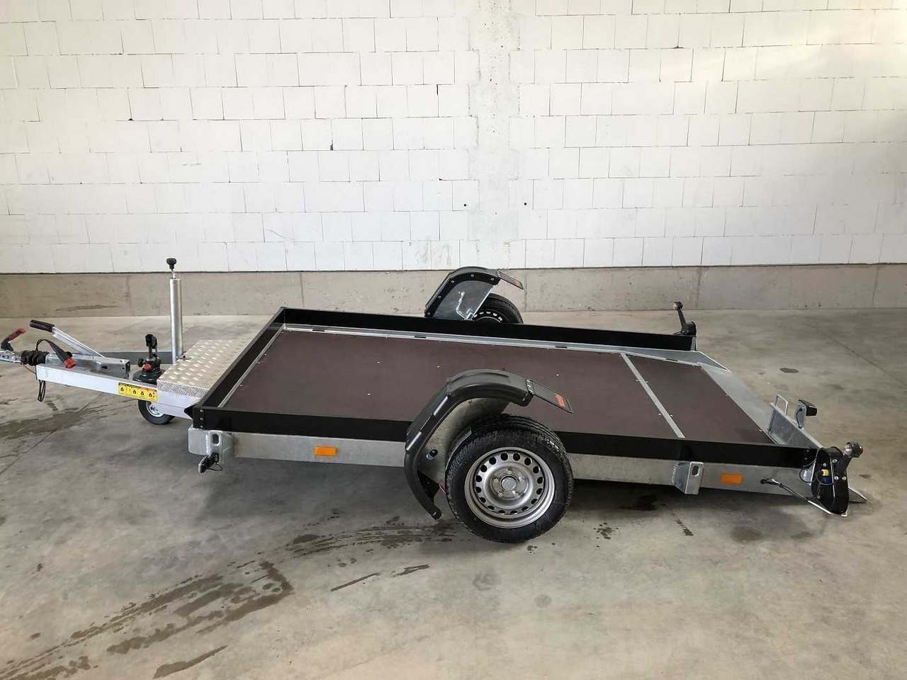 VEZEKO Husky FB 18.28 Absenker - Motorcycle trailer: picture 2 VEZEKO Husky FB 18.28 Absenker - Motorcycle trailer: picture 2