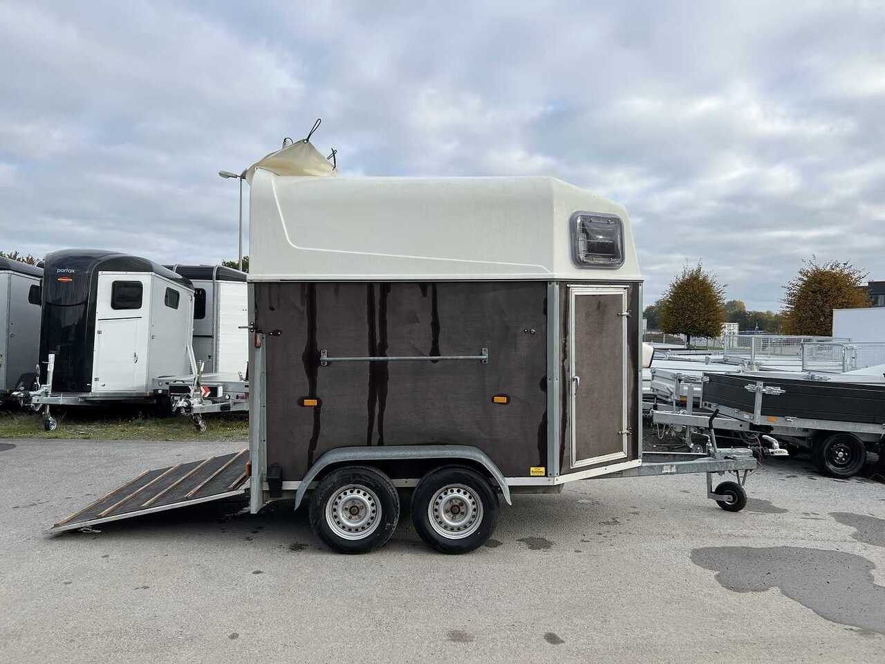 WM MEYER WM P Pferdeanhänger - Horse trailer: picture 2 WM MEYER WM P Pferdeanhänger - Horse trailer: picture 2