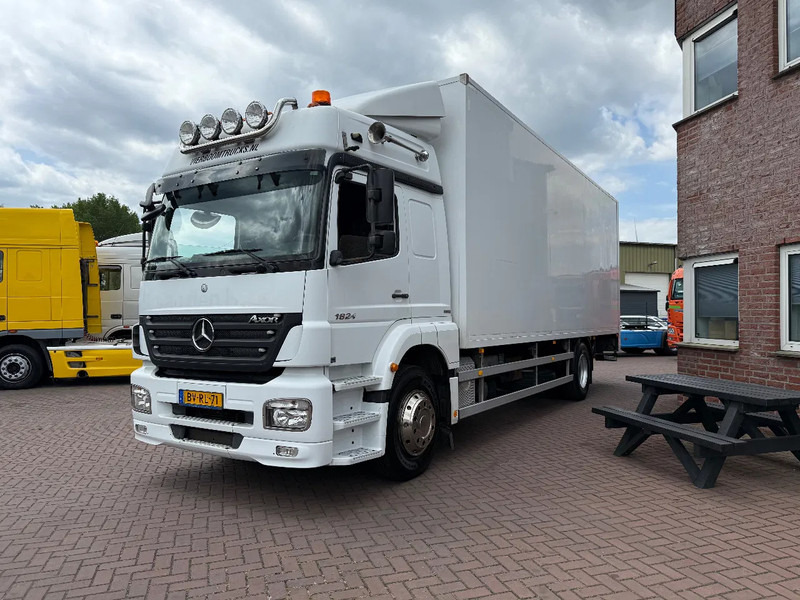 Mercedes-Benz Axor 1824 Axor 1824L mit 7.70m Koffer und Ladebordwand - Box truck: picture 3 Mercedes-Benz Axor 1824 Axor 1824L mit 7.70m Koffer und Ladebordwand - Box truck: picture 3