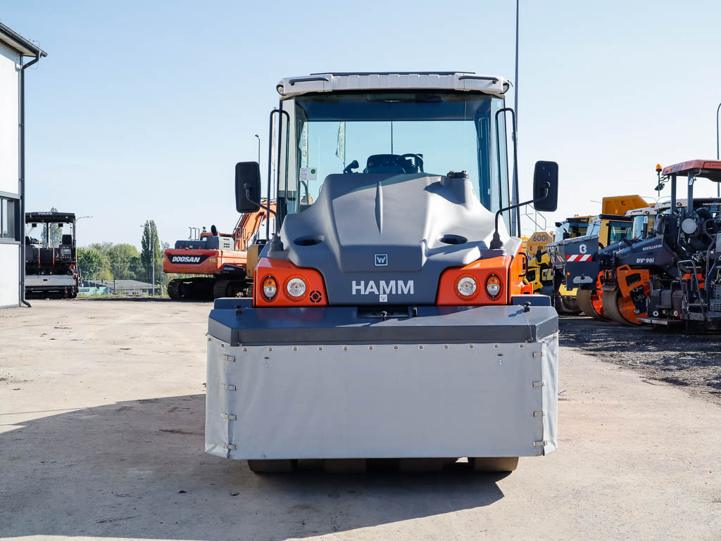 HAMM HP 280i - Pneumatic roller: picture 3 HAMM HP 280i - Pneumatic roller: picture 3