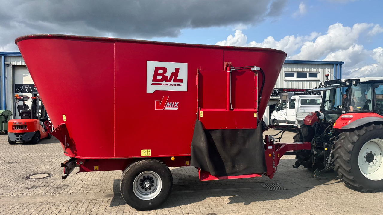 BVL V-Mix 17-2S # top Zustand # - Forage mixer wagon: picture 1 BVL V-Mix 17-2S # top Zustand # - Forage mixer wagon: picture 1