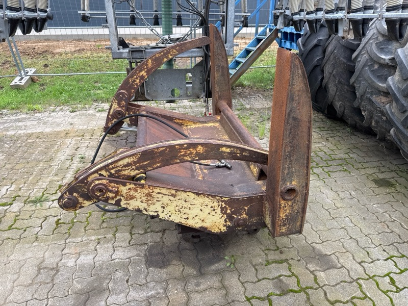 JCB Stammgreifer - Loader: picture 1 JCB Stammgreifer - Loader: picture 1