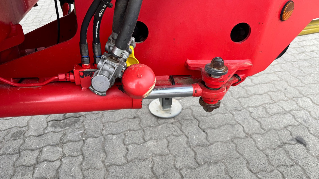 Kverneland Ikarus S38 27m - Sprayer: picture 4 Kverneland Ikarus S38 27m - Sprayer: picture 4