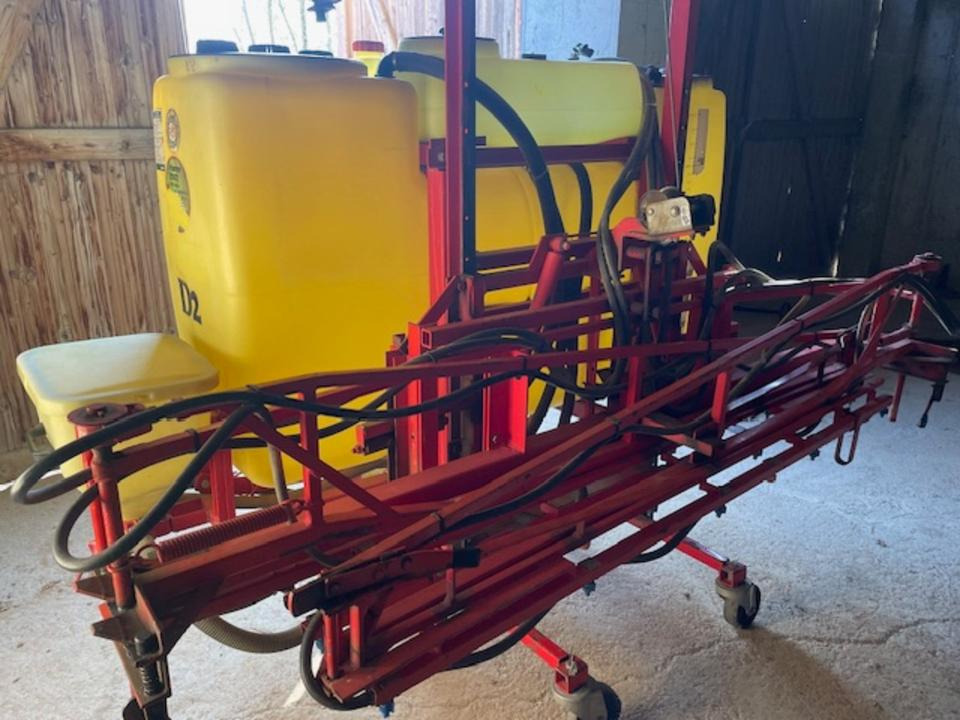 Feldspritze 800 ltr. Rau D2 - Tractor mounted sprayer: picture 4 Feldspritze 800 ltr. Rau D2 - Tractor mounted sprayer: picture 4