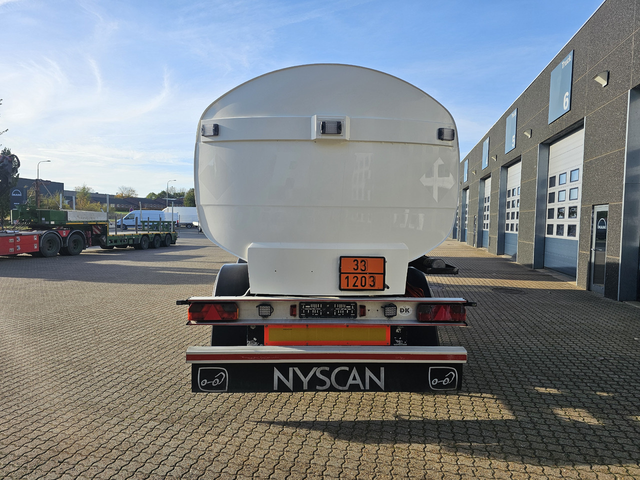 EUROTANK 4 Akslet - Tank trailer: picture 5 EUROTANK 4 Akslet - Tank trailer: picture 5