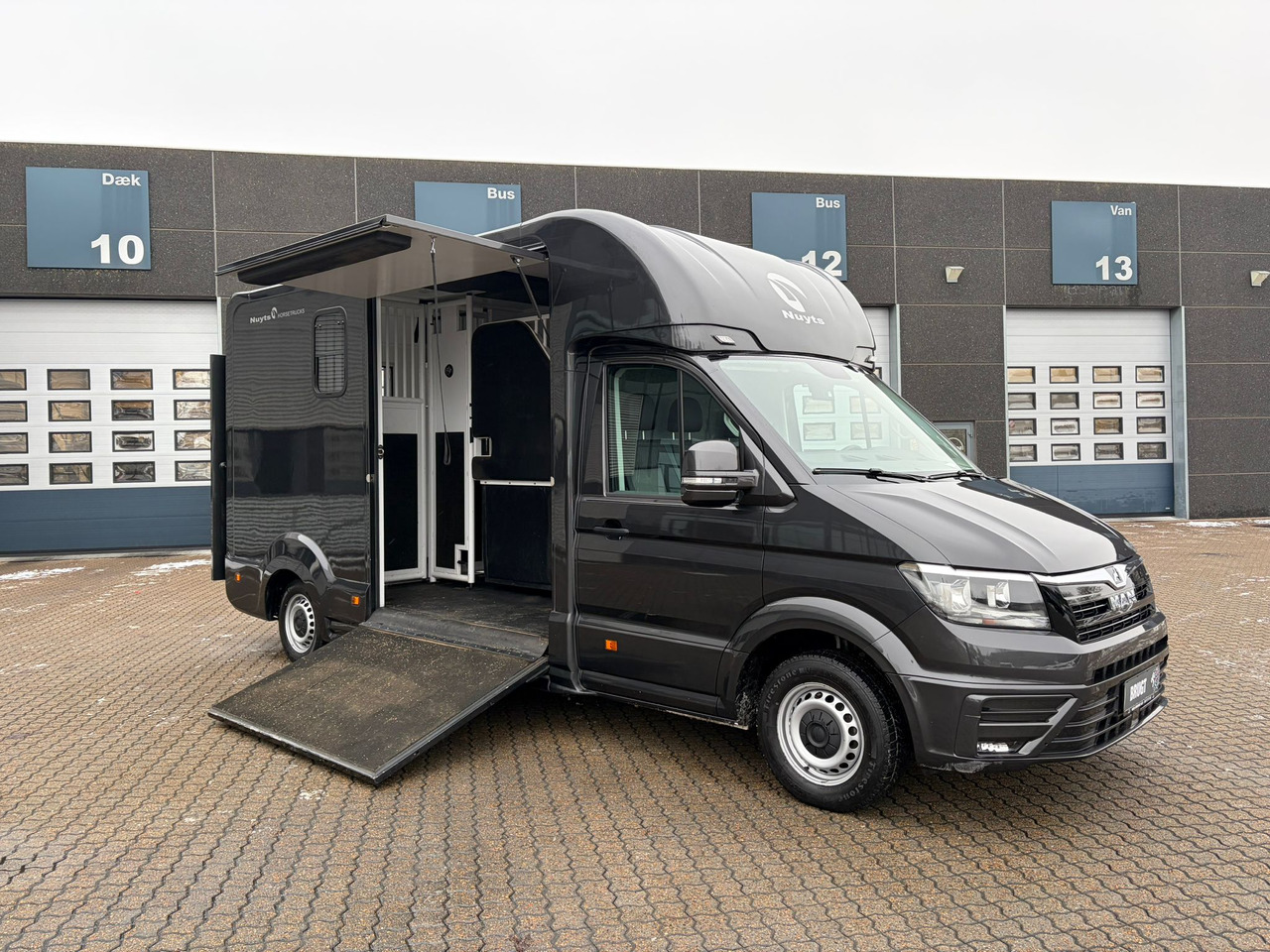 MAN TGE 3.180 A8 L4 - Horse truck: picture 2 MAN TGE 3.180 A8 L4 - Horse truck: picture 2